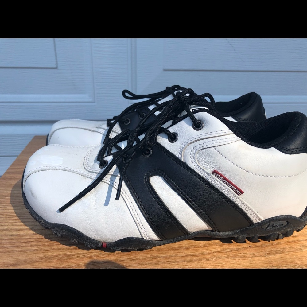 Bite Biolite OS2 System White Black Golf Cleats